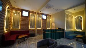A seating area at Grand Sirkeci Hotel