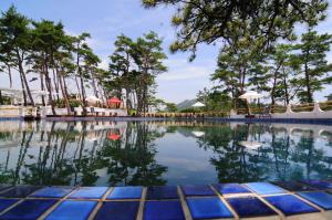 Hồ bơi trong/gần Club ES Tongyeong Resort