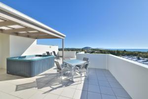 Балкон или тераса в Penthouse - Private Rooftop Spa