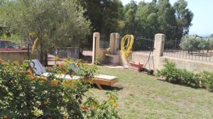 Giardino di BaseCamp Ogliastra - House