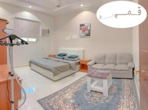 Χώρος καθιστικού στο Shams W Qamar Chalets