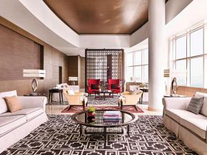 אזור ישיבה ב-Pullman Doha West Bay