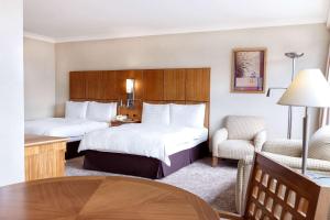 Postel nebo postele na pokoji v ubytování Swissotel Quito + 37 fotografií