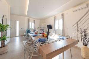 Posedenie v ubytovaní Villa Livia - IsulaTravel
