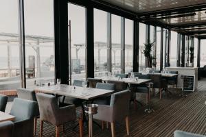 Restaurace v ubytování Baya Hotel