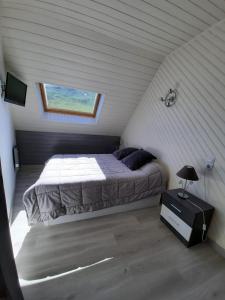 Ένα ή περισσότερα κρεβάτια σε δωμάτιο στο Altissim Grantetras