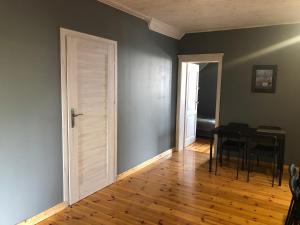 Posezení v ubytování Apartamenty Jarzębinowa 17