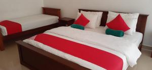 Postel nebo postele na pokoji v ubytování Walaw watta resort