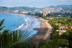 Gallery image of Luxury Condo Jaco Beach in Jacó