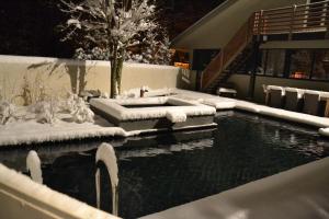 Bazén v ubytování B&B Wepa-hof nebo v jeho okolí