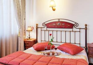 Un pat sau paturi într-o cameră la Hotel Driofillo