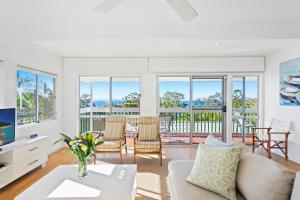 Balkoni atau teres di Noosa Escape 2BR Ocean Views, Walk to Beach