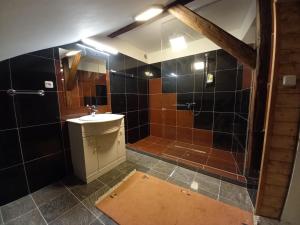Fotografie z fotogalerie ubytování letní domek, koně, lezecká stěna, fitness, NOVĚ i možnost spaní nad hlavami koní!!! v destinaci Čížkov