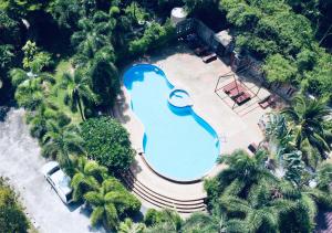 Samui Garden Home内部或周边的泳池