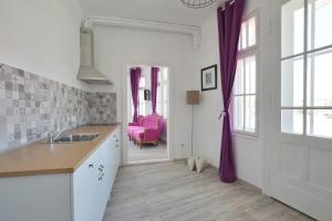 Kuchyň nebo kuchyňský kout v ubytování Hostel Musala