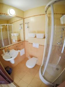 Kúpeľňa v ubytovaní Apartament 506 Krynica Zdrój Centrum + 1 fotografia