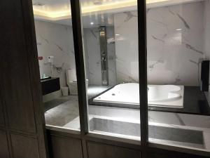 Bagno di 浪琴Motel文創旅館