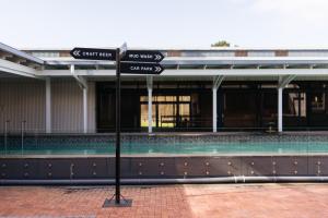 Gallery image of Trail's End in Elgin
