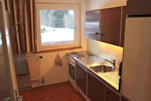 Kuchyňa alebo kuchynka v ubytovaní Apartment in Seefeld in Tirol