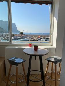 Photo de la galerie de l'établissement T2 VUE IMPRENABLE SUR CASSIS, à Cassis