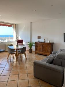 Photo de la galerie de l'établissement T2 VUE IMPRENABLE SUR CASSIS, à Cassis