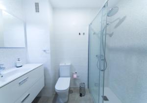 Kúpeľňa v ubytovaní Ferreras Canteras Home By CanariasGetaway + 33 fotografií