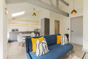 Goodstay Apartments by Urban Space的厨房或小厨房