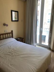 Guesthouse Duquesa Centro, Granada, Spain - Booking.com
