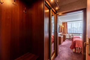 Posteľ alebo postele v izbe v ubytovaní Hotel Gołębiewski Białystok
