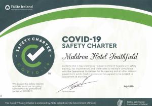 Um certificado, prêmio, placa ou outro documento exibido em Maldron Hotel Smithfield Dublin City