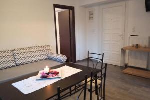 Posedenie v ubytovaní Alykes Volos + 27 fotografií