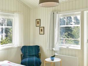 Posezení v ubytování 4 person holiday home in UDDEVALLA-By Traum
