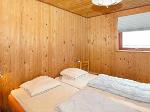 Postel nebo postele na pokoji v ubytování Lakefront Retreat in Sohojlandet - By Traum Ferienwohnungen