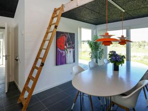 Fotografie z fotogalerie ubytování 10 person holiday home in Brovst-By Traum v destinaci Brovst