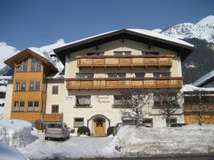 Gallery image of Pension Roman in Pettneu am Arlberg