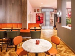 Posezení v ubytování ibis Styles Edinburgh St Andrew Square