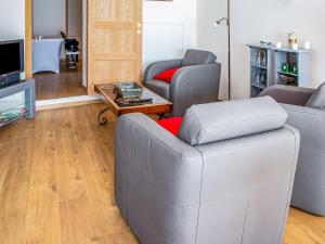 TV a/nebo společenská místnost v ubytování Terraced Holiday in Vielsalm
