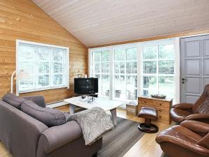 Gallery image of Holiday Home Lyngstien in Torup Strand