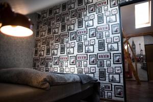 Posteľ alebo postele v izbe v ubytovaní JDK Apartamenty Legionów 40m2 5-osobowy