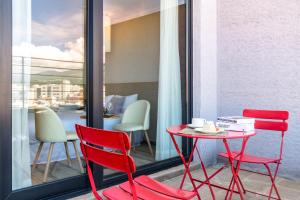 Balkón nebo terasa v ubytování Shin Shin Hotel Cheonjiyeon