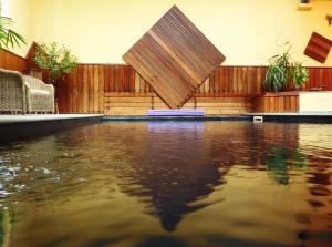 
A piscina localizada em B&B Aquavert & Wellness ou nos arredores
