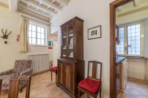 Posedenie v ubytovaní Fontanella Borghese Apartment - FromHometoRome