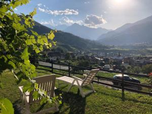 Ein allgemeiner Bergblick oder ein Berglick von der Ferienwohnung aus