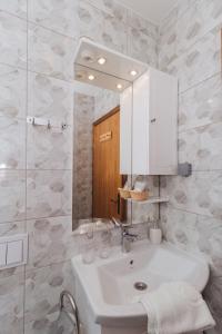 Ванная комната в Sobe Kod Baje - Baranjska Kuća