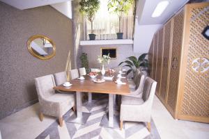 Posezení v ubytování Cumbali Suite Hotel