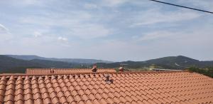Nespecifikovaný výhled na hory nebo výhled na hory při pohledu z apartmánu