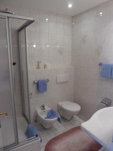 Koupelna v ubytování Hotel Alte Post