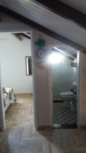 ห้องน้ำของ Village dos Pássaros Apartamento