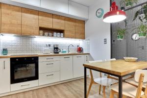 Kuchyňa alebo kuchynka v ubytovaní Sherlock Apartment