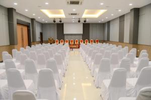 Afbeelding uit fotogalerij van Orchid Riverview Hotel in Suratthani